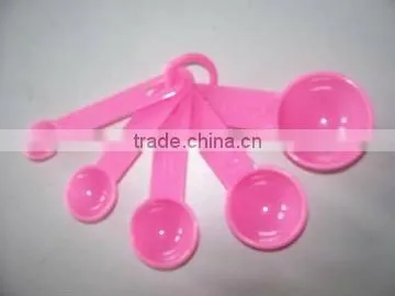 2014 plastic measuring spoon