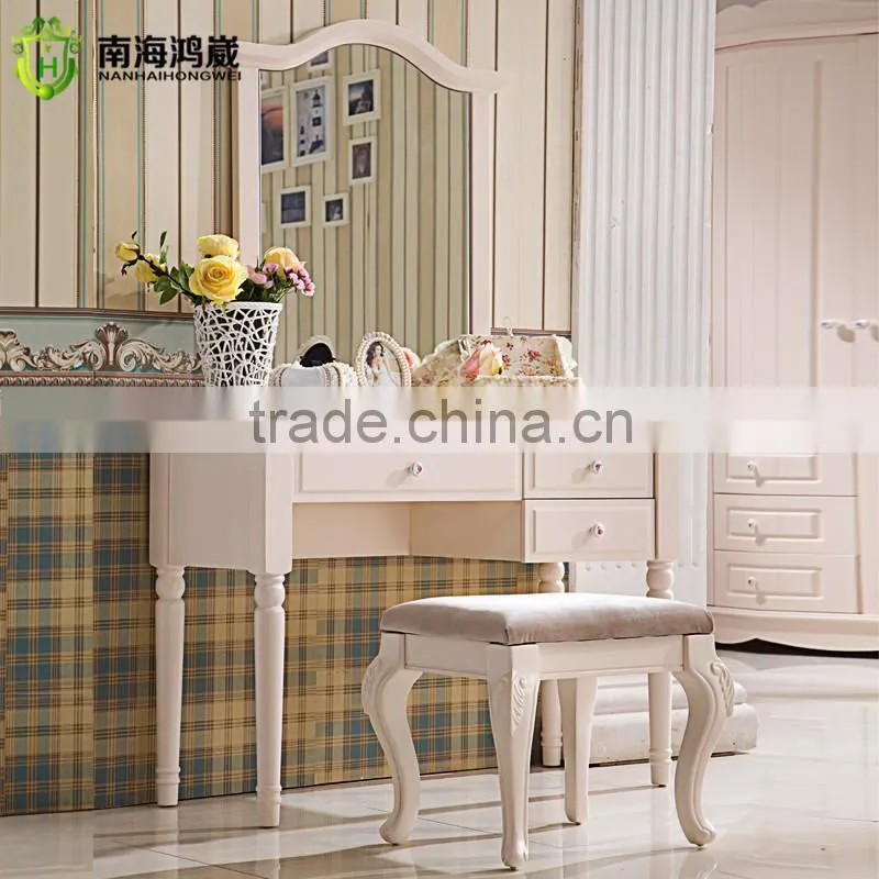 Latest Design White Wooden MDF Modern Bedroom Furniture