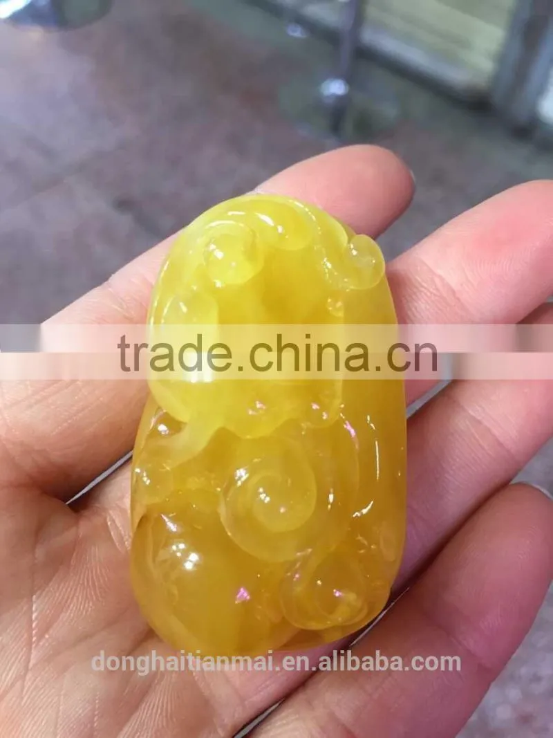 Wholesale Rare Natural Beeswax pendant