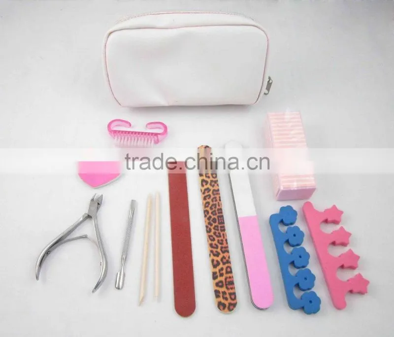 Good Quality White Color Pouch 12pcs Girls Manicure Set