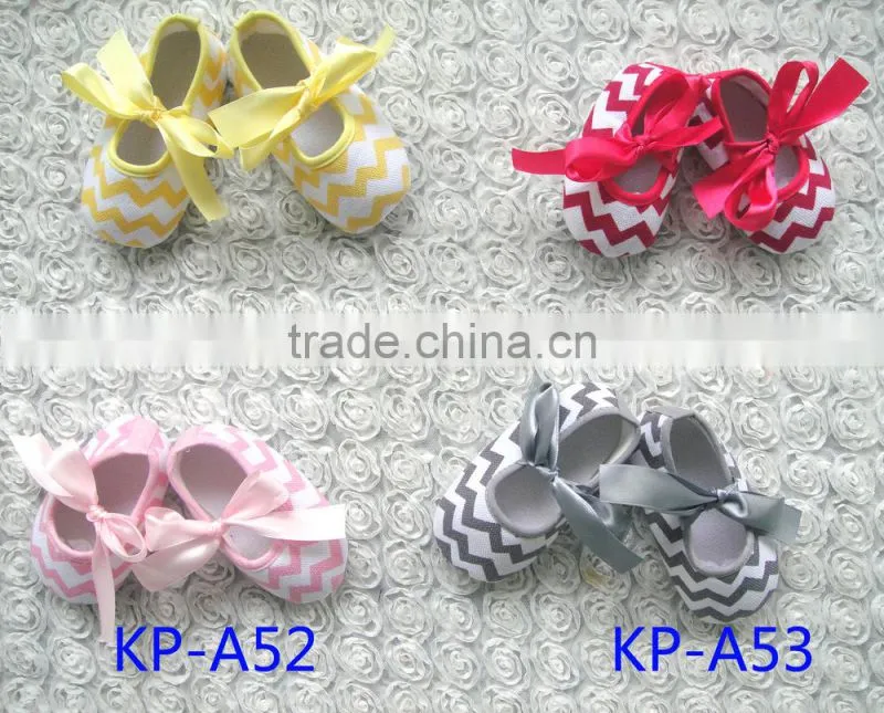 2015 new fashion baby shoes,soft sole chevron baby shoes wholesale