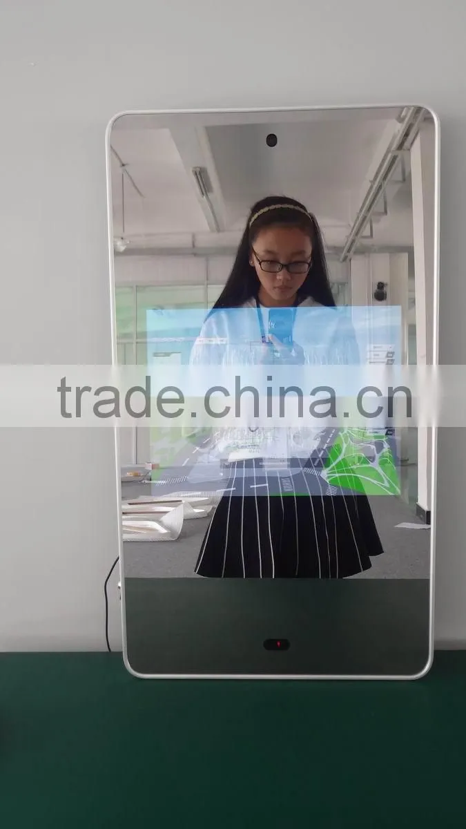 23.6" Factory Supply Factory Price China Supplier Advertising Mirror Display
