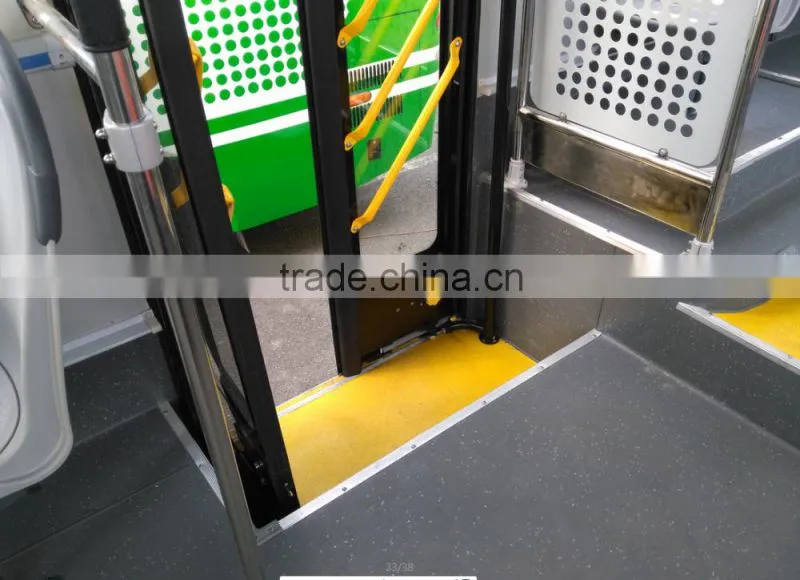 35-38seats 8.6meters length Rear engine bus passenger door before the front Axle
