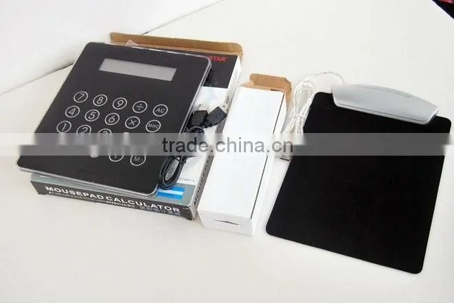 USB hub mouse pad with calculator