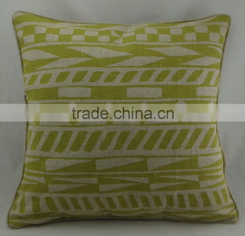 Geometry printed decorative seat cushion