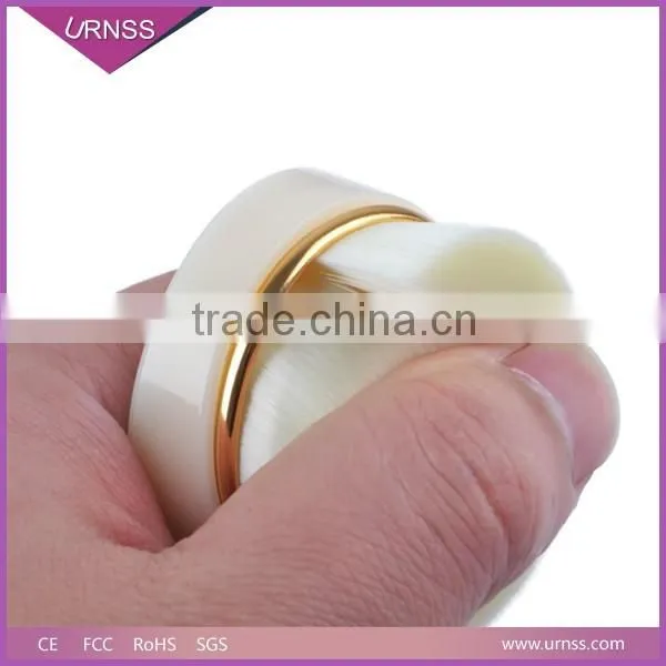 Plastic Handle Nylon Bristle Cleansing Brush