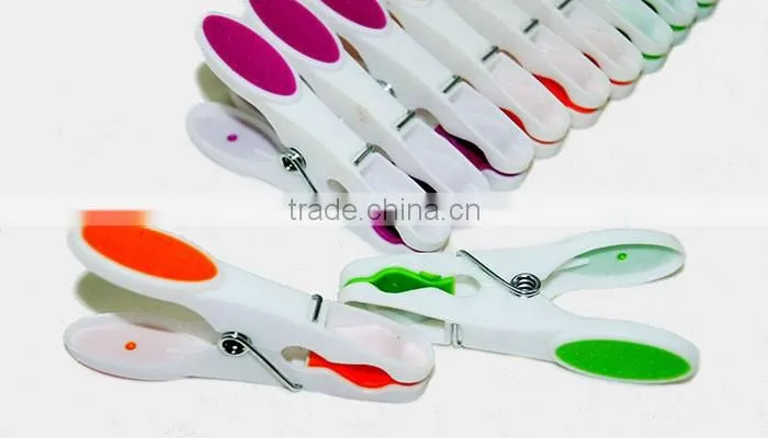 packed into plastic basket new material professional fashion clip for sock