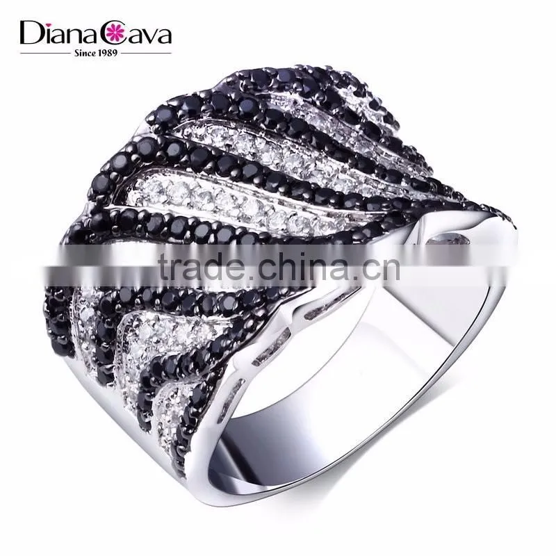 Super Deal Micro Setting Cubic Zirconia Black White Punk Contrast CZ Wedding Ring