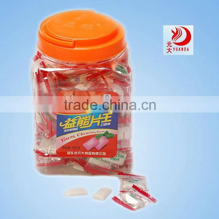 shimmer white strawberry chewing gum