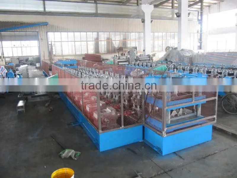 Road Crash Barrier or W Beam / Side Rail Guard roll forming machine
