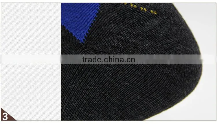 Casual dress polyester yarn sweat-absorbent socks