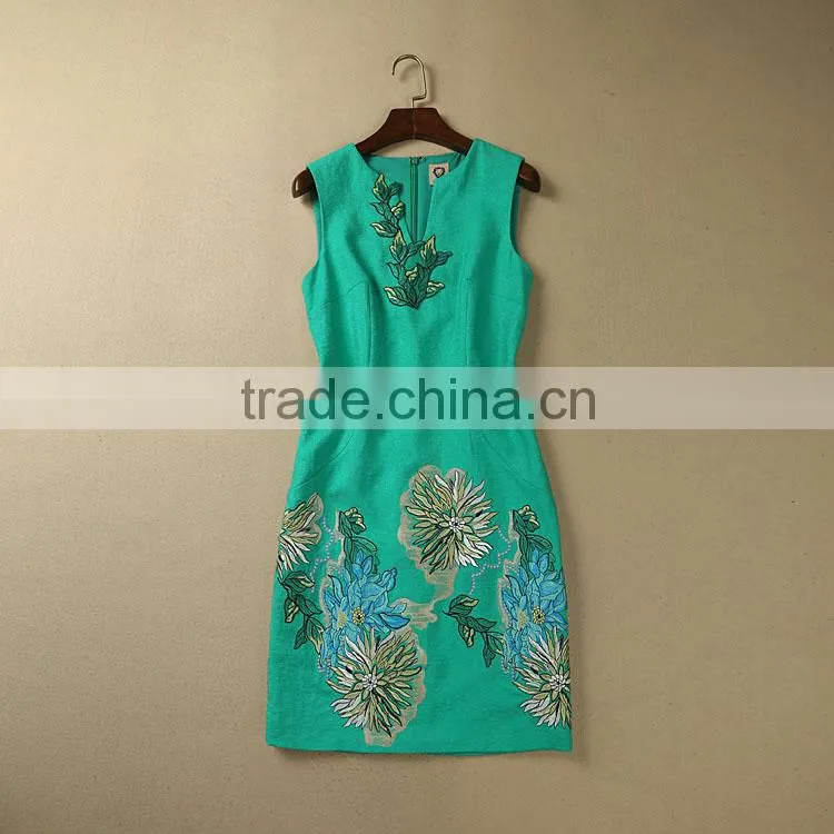 2015 Embroidery Fit Body Fashion Dress