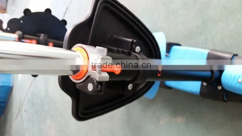 Hot Sell Foot Scooter-Maxi Micro Scooter with Seat and Push Bar