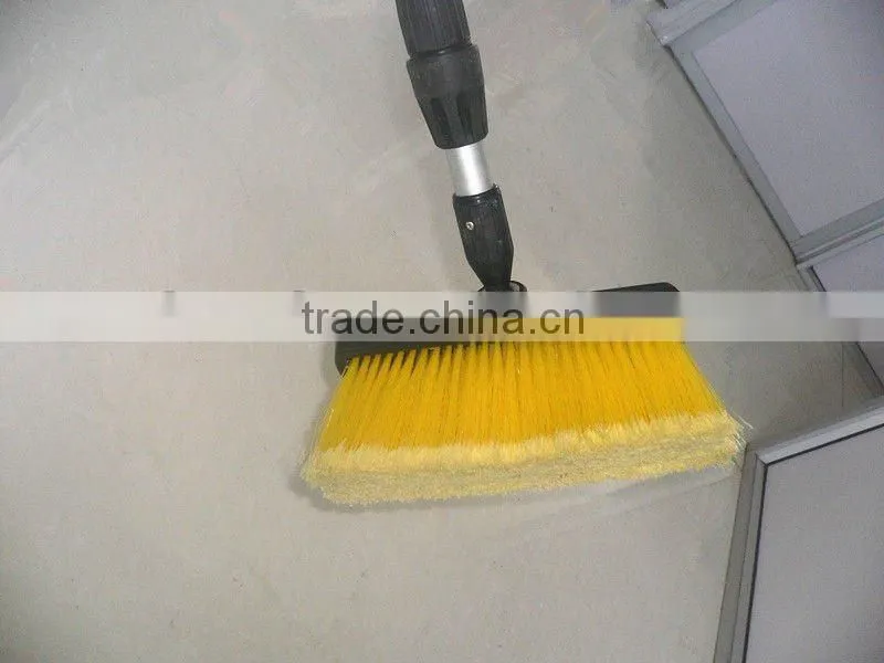 Soft Plastic bristle flow through car wash brush