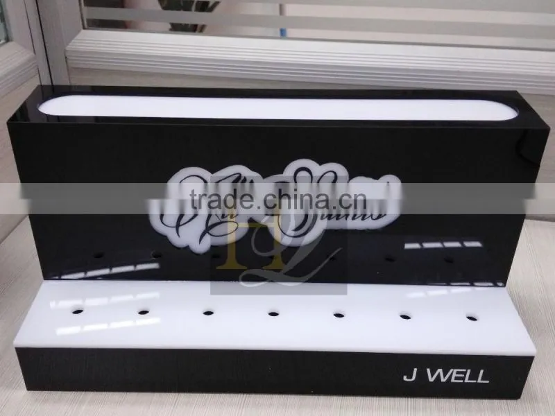 2016 new style illuminated makeup arylic display rack LED acrylic display stand