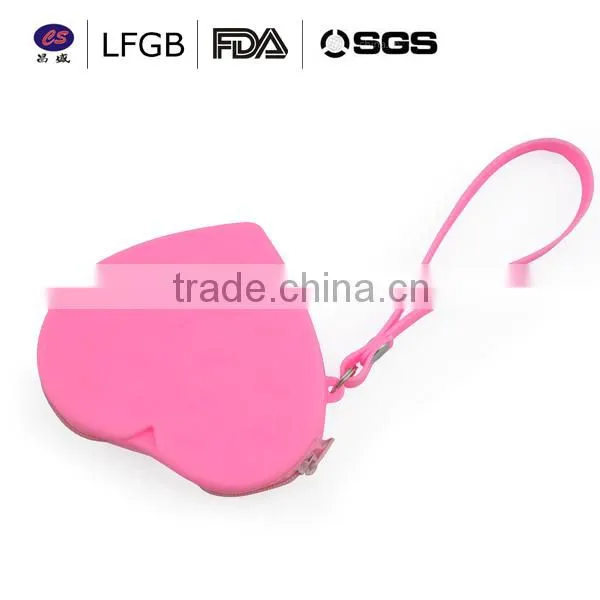 China manufacturer promotion silicone cheap handbags online / lady handbag in heart shape FDA / LFGB