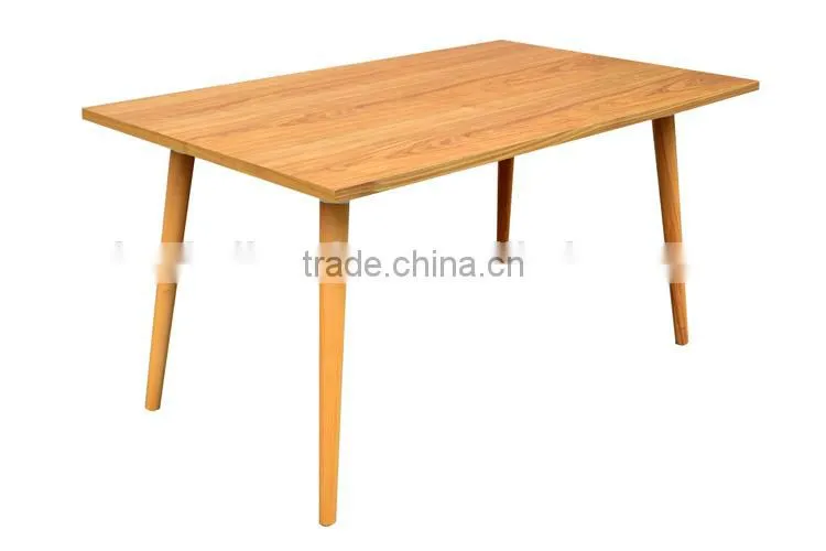 T009 10 people round folding table