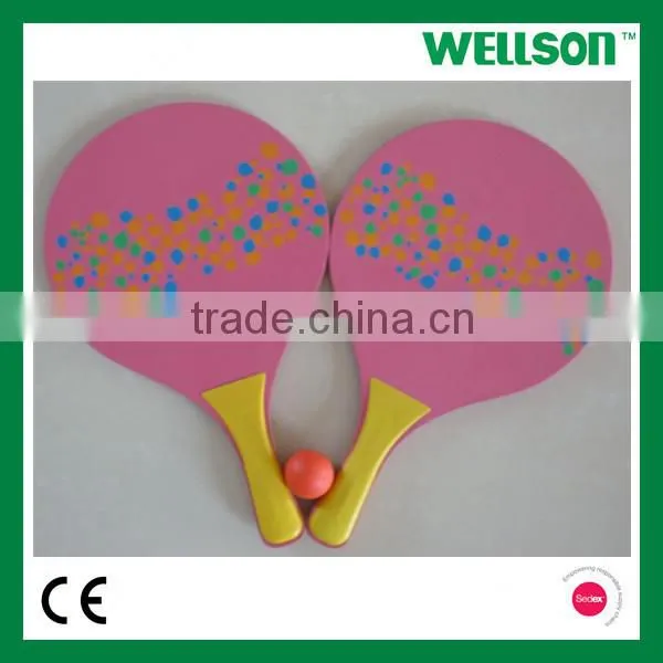 Wooden tennis ball beach rackets in mesh bag