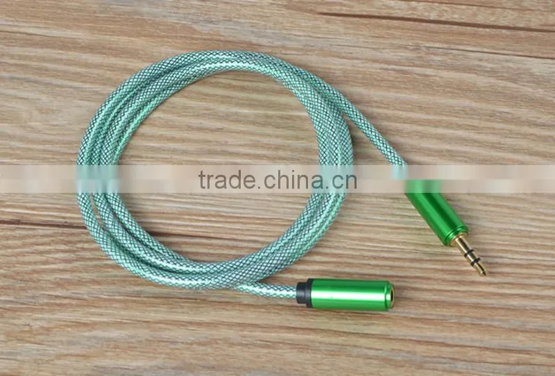 China Supplier FIsh Net Pattern 3.5mm Male to Female Stereo Audio Cable