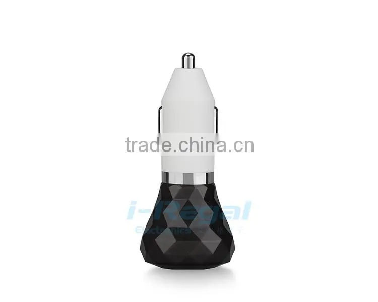 2.1A + 3A Dual USB Car Charger 2 port charge for iPad for iPhone 5s 4s 4 Phone / PDA / Mp3 / Mp4 for samsung