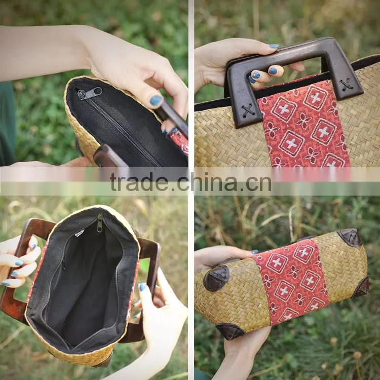 Embroidery straw bags new arrival fashion women handbag plastic handle cute straw bag