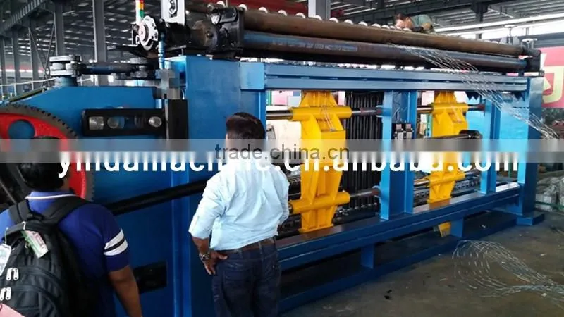 factory price professional manufacturer heavy hexagonal wire mesh machine