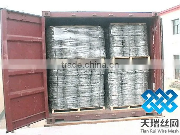 blade attaching coil fence