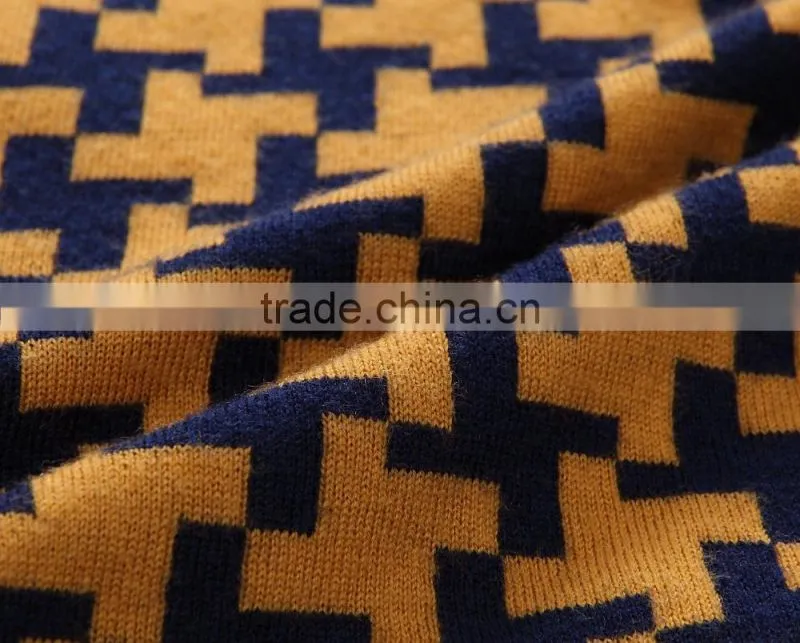 100% fine wool men's yellow cardigan with pattern