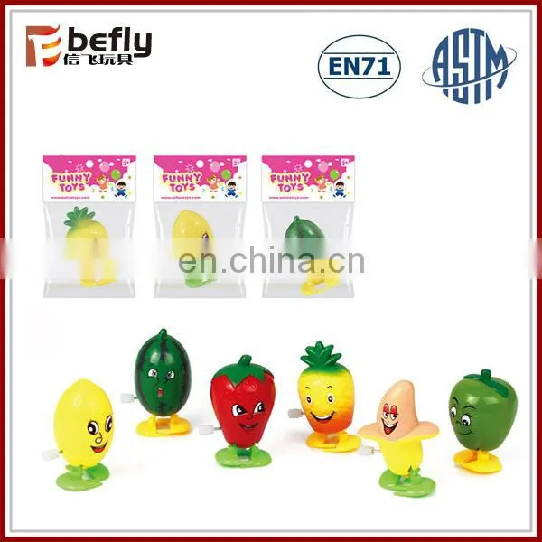 ECO plastic walking wind up toy vegetable