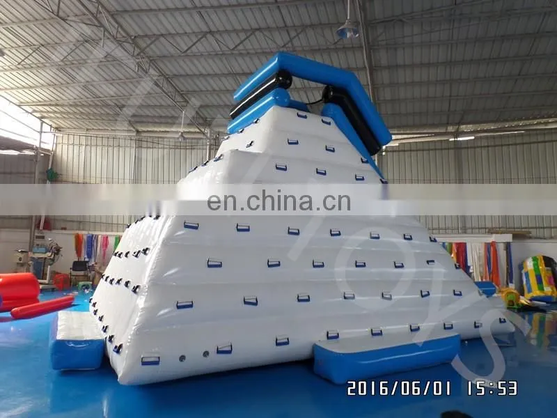 8 person ride Floating Dolphin inflatable water ski banana towable boat