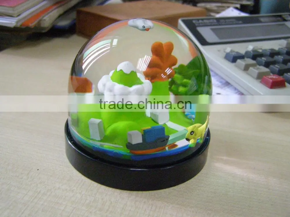 New Arrival Resin Wedding Favors Christmas Snow Globe Wholesale