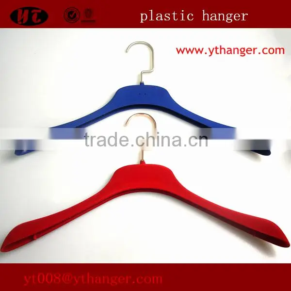 high quality plastic hanger velvet antislip women coat hanger