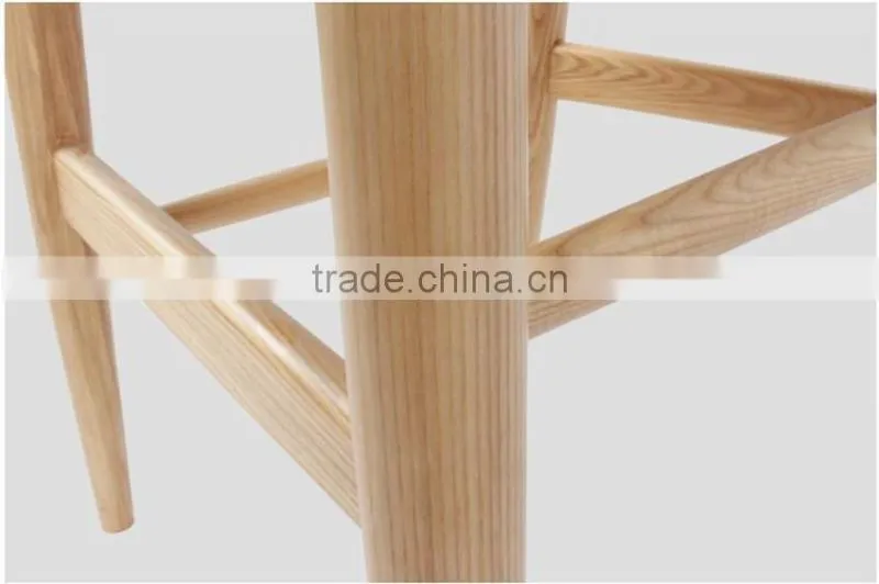 2016 lateset wood hotel dining chair