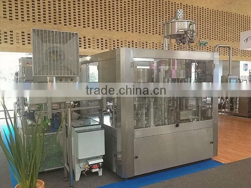 Automatic Carbonated Drink Machine/Soft Drink Filling Machine