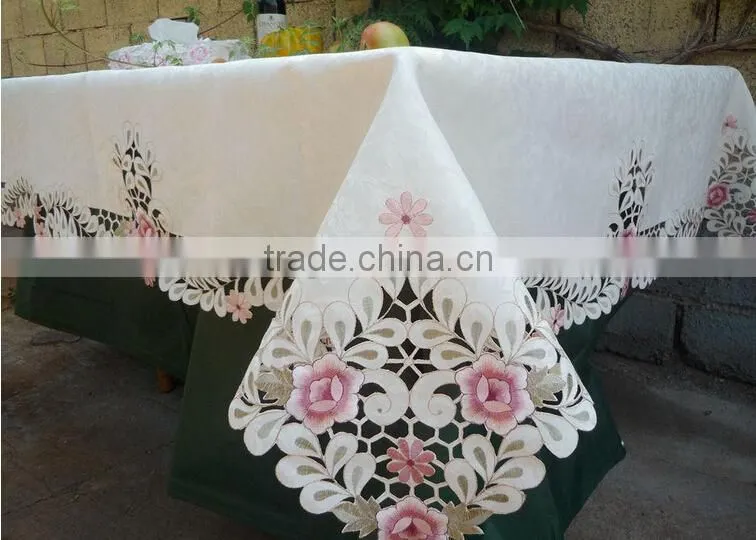 New design cheap polyester flower design embroidery table linen