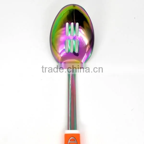 Non-stick TPR handle Latest popular Titanize kitchen buffet soup server