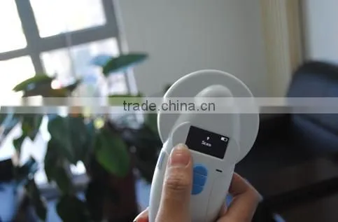 bluetooth reader for reading animal tag