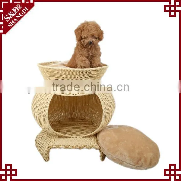 S&D wholesale handicraft breathable waterproof durable plastic PE rattan kennel dog house