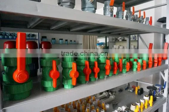 blue handle upvc double union ball valve with socket end