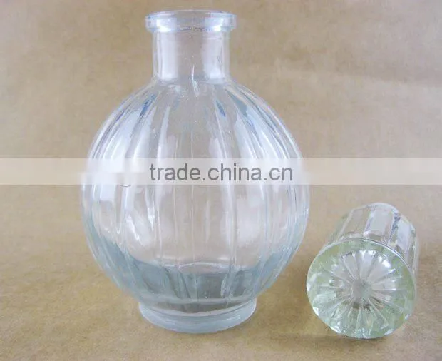 round glass wine bottle/ glassware