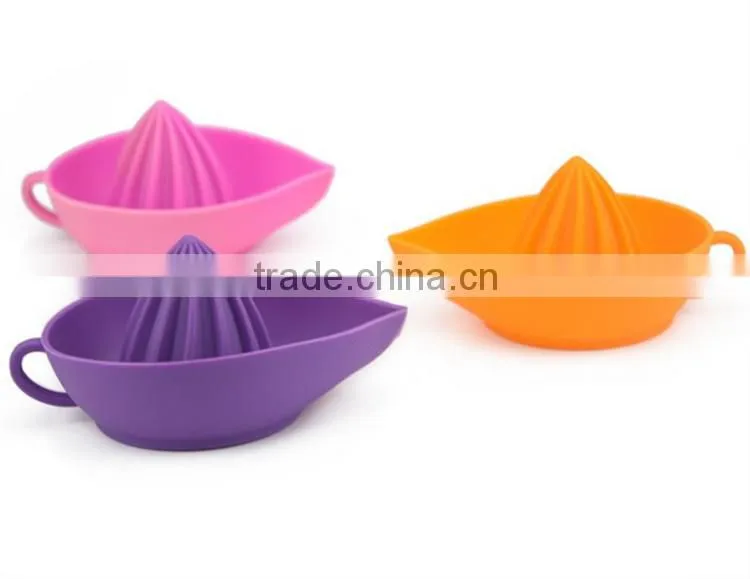 Silicone juicer press