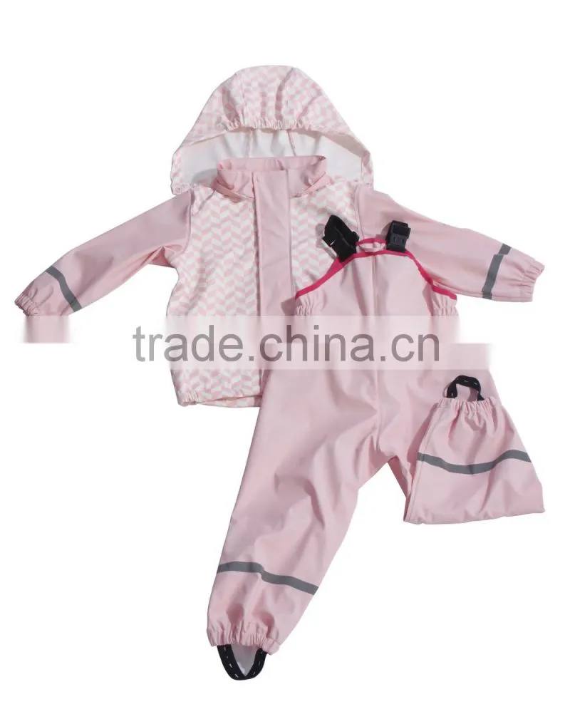 2015 ODM new fashion design kids pu rainwear