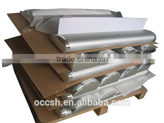 good quality wide base roll up display