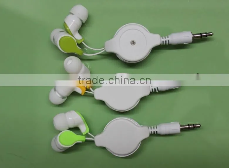 Promotional black earbud with retractable cord for sale promotion