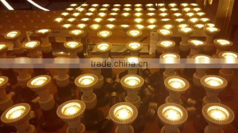 led light aluminum and plastic MR16 for all kinds of application 400lm 80Ra years warranty led spotlight MR16 5w