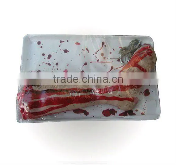 HALLOWEEN LATEX BLOODY PROPS WITH DISHWARE