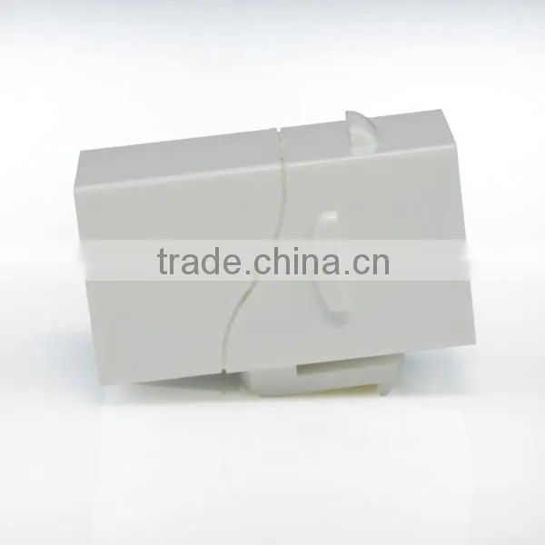 Taiwan Manufacturer RJ45 Cat5e 180 Degree Unshielded UTP Straight Keystone Coupler