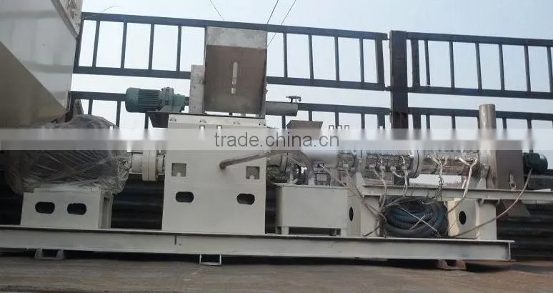 Jinan 100-150kg/h puffed snack machine ,snack food puffing machine