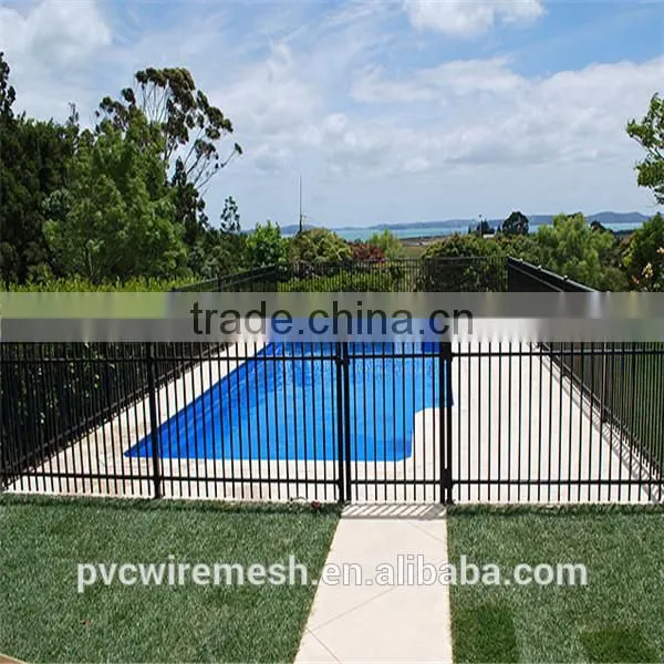 Swiming pool fence /removable fence
