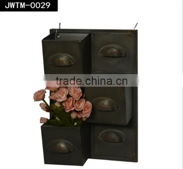 3 pockets rustic metal wall mounted flower planter for garden